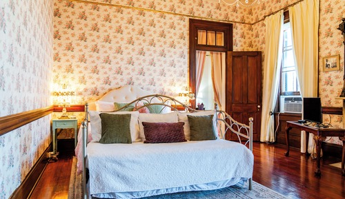 Superior Quadruple Room, Balcony, Courtyard View