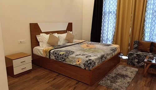 Deluxe Room, Garden Area