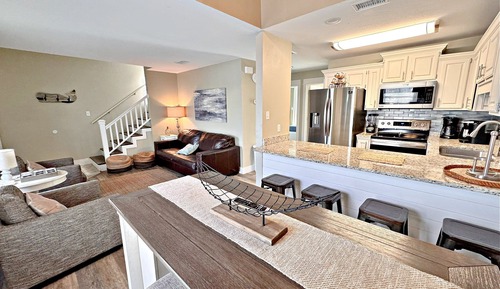 House, Multiple Beds, Patio, Pool View (Ocean Reef 504)