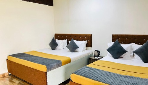 Deluxe Triple Room, Patio, Pool View