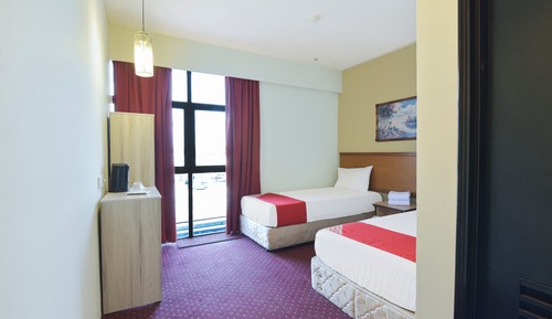 Deluxe Twin Room