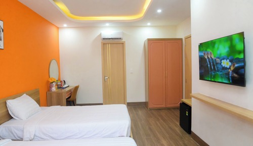 Family Triple Room, 1 Bedroom, City View