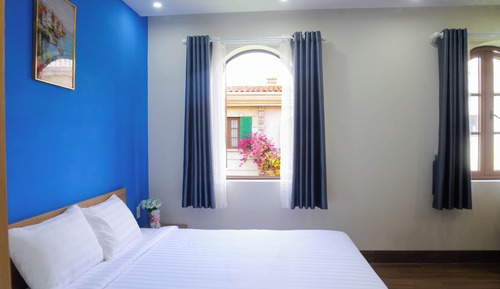 Deluxe Double Room, City View