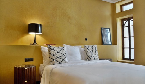 Luxury Suite