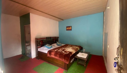 Classic Single Room, Balcony, Hill View