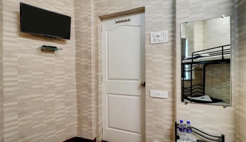 Deluxe Shared Dormitory