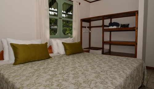 Room, 3 Bedrooms, Patio, Garden View