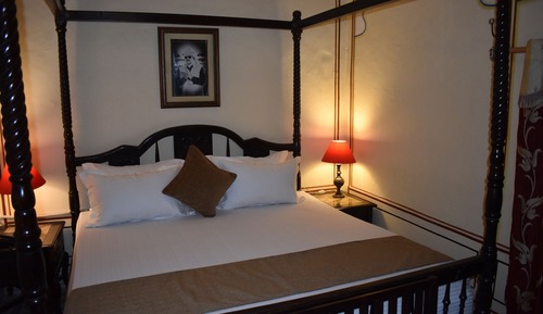 Deluxe Room, Lake View