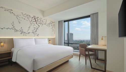 Superior Room, 1 King Bed, Non Smoking