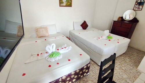 Family Studio, 2 Queen Beds, Refrigerator & Microwave, Sea View