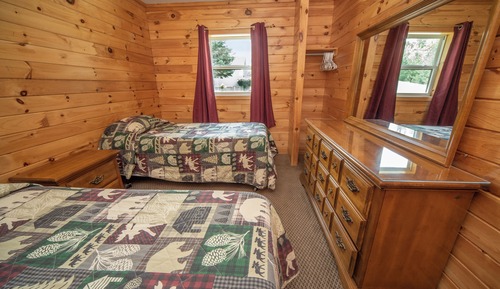 3 Bedroom Log Cabin
