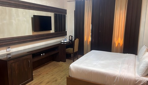 Deluxe Single Room