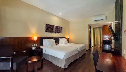 Deluxe Double or Twin Room, City View