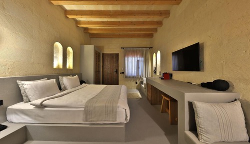 Superior Suite