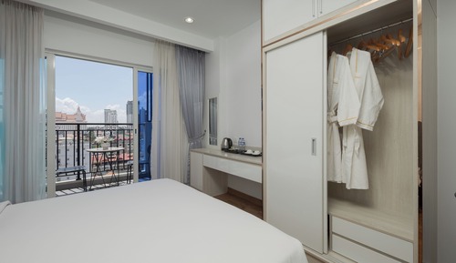 Signature Apartment
