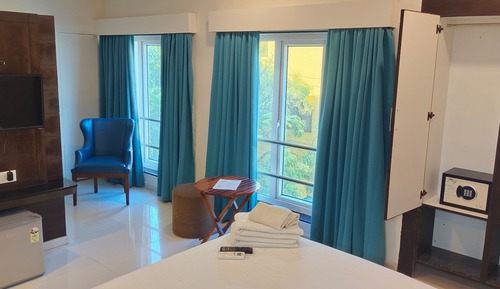 Superior Triple Room, City View