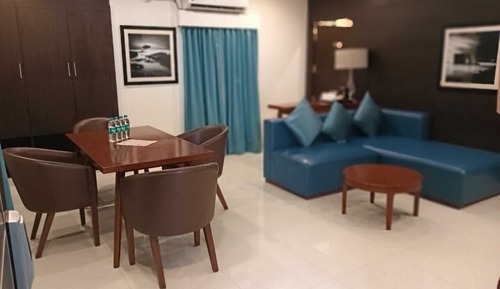 Family Suite, Courtyard View