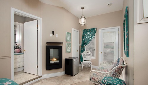 Comfort Room, Patio, Garden View