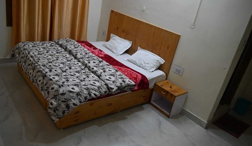 Superior Room, Mountain View