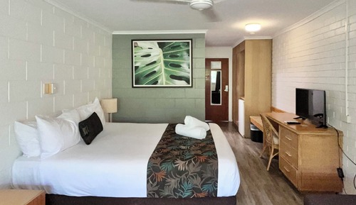Deluxe Double Room, Garden View
