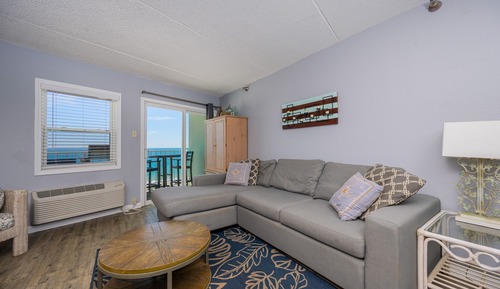 Condo, 1 Bedroom