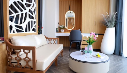 Basic Room, Balcony, City View