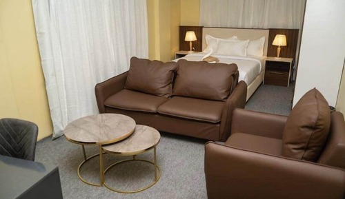 Luxury Studio Suite, City View