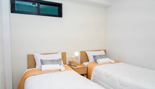 Standard Twin Room, Shared Bathroom