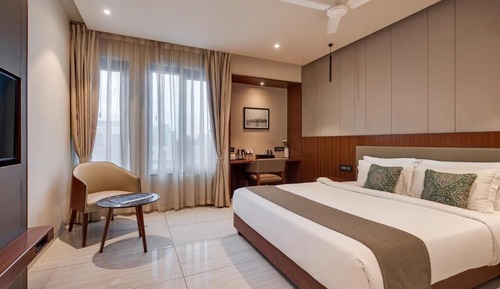 Deluxe Room, City View