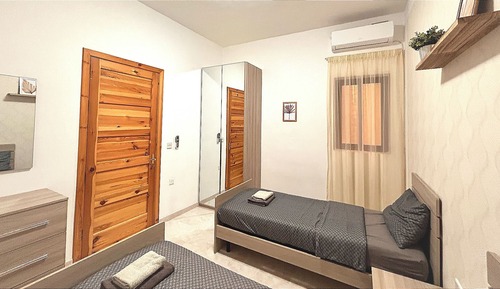 Family Apartment, Balcony, Valley View