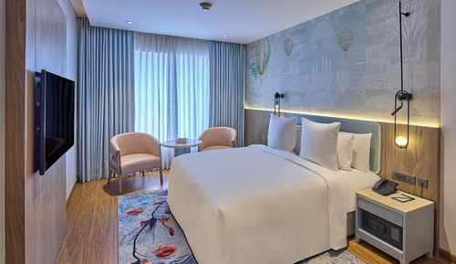 Reserve King Room Smart Laundry, Espresso Machine and Non-Alcoholic Mini Bar