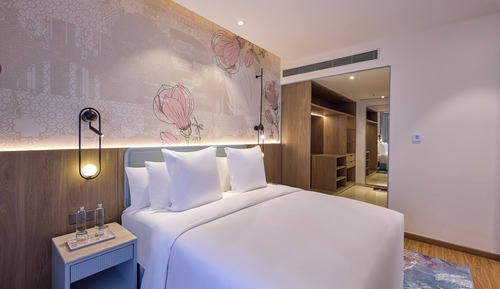 Prestige Room Smart Laundry, Espresso Machine and Non-Alcoholic Mini Bar