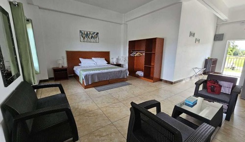 Comfort Studio Suite, City View