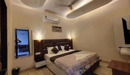 Deluxe Double Room, City View
