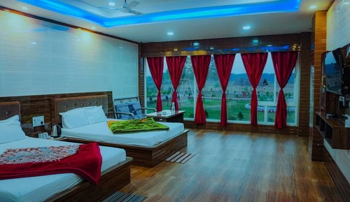 Deluxe Quadruple Room, Smoking, Lake View