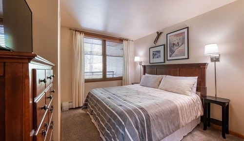 Condo, 1 Bedroom