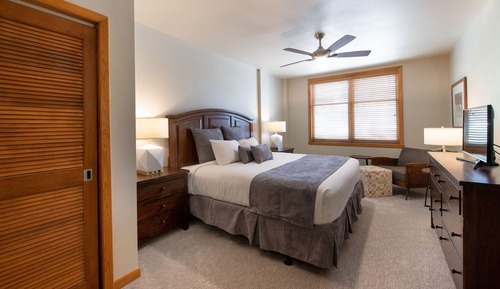 Condo, 3 Bedrooms