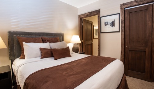 Condo, 3 Bedrooms