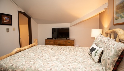 Condo, 2 Bedrooms
