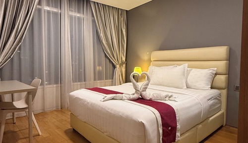 Family Apartment, City View