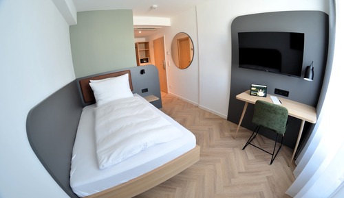 Comfort Single Room, Courtyard View