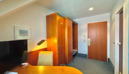 Superior Single Room