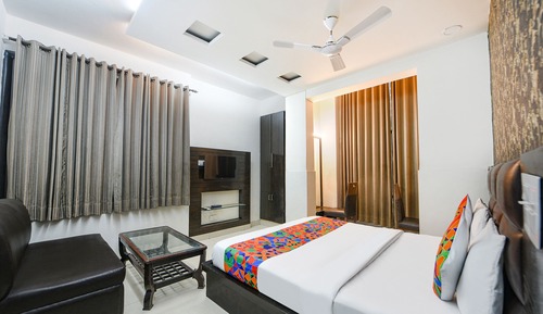Premium Room