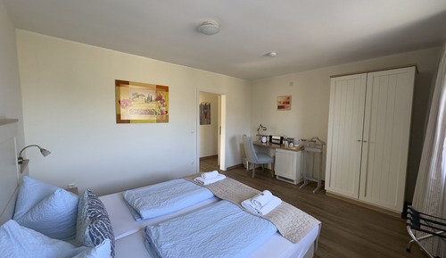 Design Suite, Courtyard View