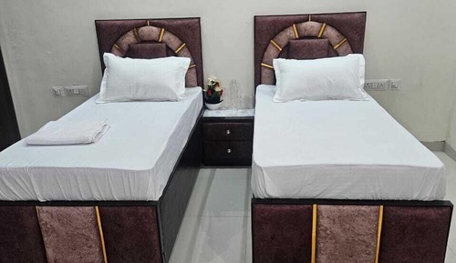 Deluxe Double or Twin Room, Courtyard View
