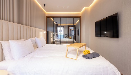 Luxury Apartment, City View