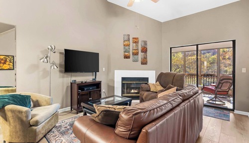 Condo, Multiple Beds, Hot Tub (Whispering Water)