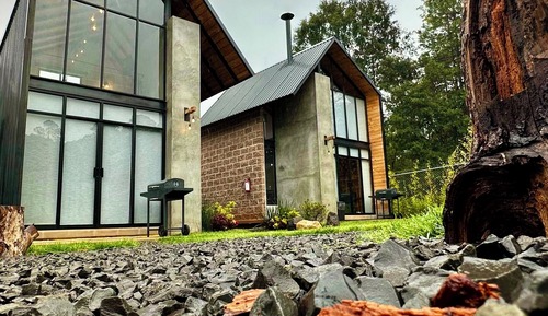 Family Cabin, Patio, Hill View