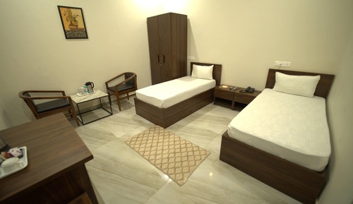 Deluxe Double or Twin Room