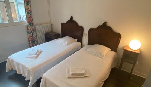 Classic Twin Room, City View